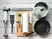 Kitchen utensils for meat dishes