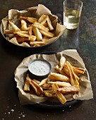 Yuca chips with a yoghurt dip