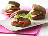 Home-made wholemeal cheeseburgers