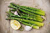 Asparagus salad with lemon dressing