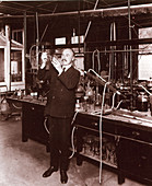 Leo Baekeland,Belgian Chemist
