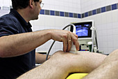 Ultrasound Knee Examination
