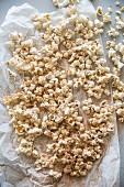Popcorn dusted with cinnamon