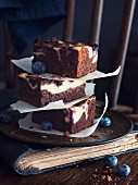 Brownies with fresh cheese and blueberries