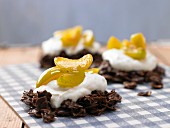 Mirabelle tarts with chocolate and lemon quark