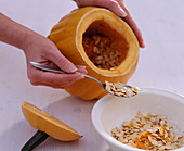 Drying pumpkin seeds (1/2)