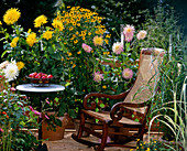 Cactus dahlias, Rudbeckia triloba, grasses