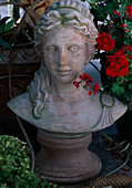 Terrakotta Figur: Florentiner Frauenkopf