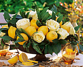 Lemon rose table decoration