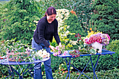 Arrangement in the basket