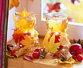 Paper lanterns with autumn leaves (3/3)