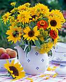 Late summer bouquet with Helianthus, Heliopsis