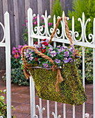 Moss bag with spring flowers (8/8)