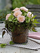 Rosa (Roses), Hydrangea (Hydrangea flowers), Sambucus nigra