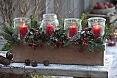 Advent box with Gaultheria procumbens