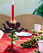 Angel candle holder decorated with holly leaves and berries (3/3)
