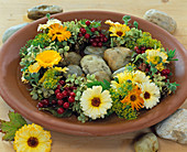 Wreath of calendula (marigold), dill, sorbus (rowan) (5/5)