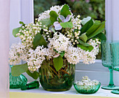 Syringa (lilac), Convallaria (lily of the valley), Cydonia (quince), white scented bouquet