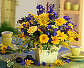 Helianthus (sunflowers), Solidago (goldenrod)