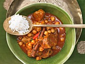 Lamb curry with chickpeas and cinnamon