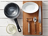 Kitchen utensils for preparing fruit