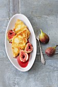 Fried semolina slices served with spiced honey figs (sugar-free)