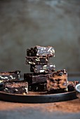 Vegan chocolate slices with cocoa powder