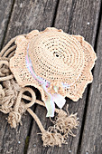 Crocheted raffia summer hat