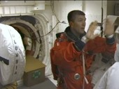 Columbia disaster, suiting up for launch
