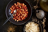 Vegetarian chickpea masala with tomatoes (India)