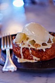 Pain perdu with pears and vanilla ice cream
