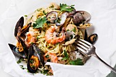 Spaghetti with mussels and prawns