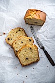 Orange and coconut cake with chocolate chips (Vegan)