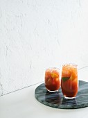 Zwei Bloody Mary Cocktails