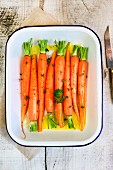 Caramelised carrots with honey and thyme
