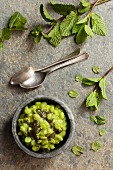 Mushy Peas mit Minzsauce (England)