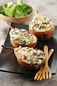Stuffed pears with blue cheese and hazelnuts