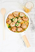 Beef meatballs with beer and onions