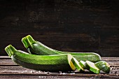 Sliced courgettes with salt and pepper