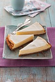 New York cheesecake with a biscuit base