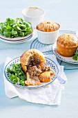 Small mince pies with a lambs lettuce salad (England)