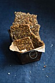 Tiger nut and linseed crispbread (low carb)