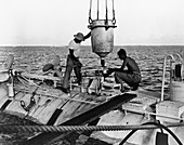 Trieste bathyscaphe, 1960