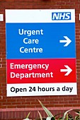 Hospital emergency departments sign