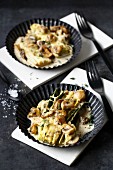 Mushroom gratin with leek-filled potatoes from the oven