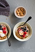 Porridge with berries and yogurt
