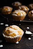 Lemon muffins with icing