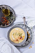 Creme soup with sweetcorn and chili flakes