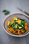 Carrot noodles with spinach