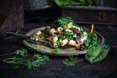 Pasta mit Mangold, Pilzen und Tofu